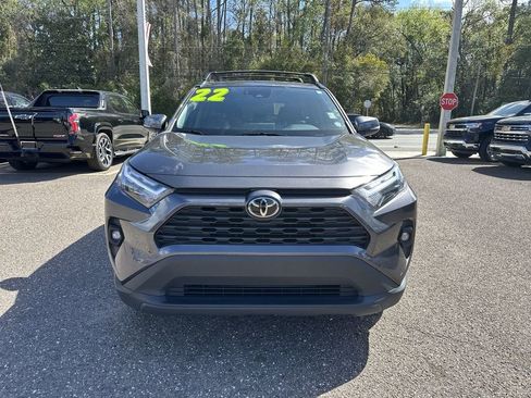 Used 2022 Toyota RAV4 XLE Premium image 11
