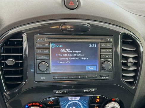 Used 2014 Nissan Juke SL image 15