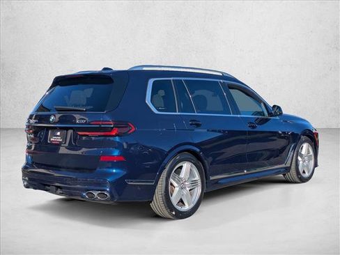Certified 2024 BMW ALPINA XB7 image 5