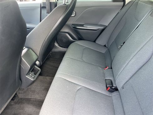 Used 2025 Kia K4 LXS image 16