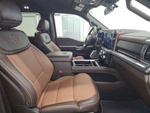 Used 2025 Ford F350 King Ranch AWD/4WD image 11