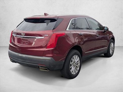Used 2017 Cadillac XT5 FWD image 5