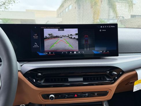 New 2026 BMW 330i Sedan RWD image 28