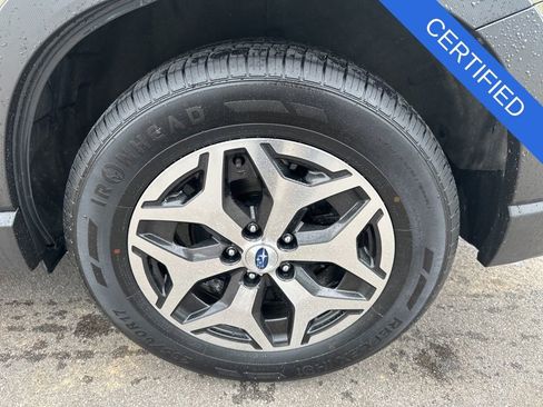 Certified 2024 Subaru Forester Premium AWD/4WD image 35