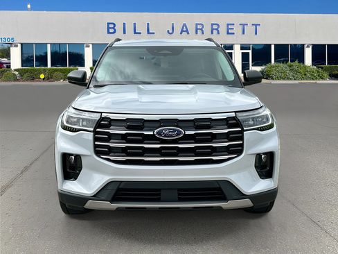 New 2026 Ford Explorer Active image 2