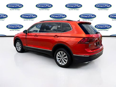 Used 2018 Volkswagen Tiguan SE w/ Panoramic Sunroof Package AWD/4WD image 5