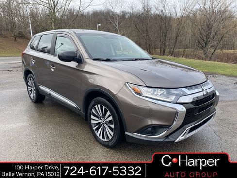 Used 2019 Mitsubishi Outlander ES image 1