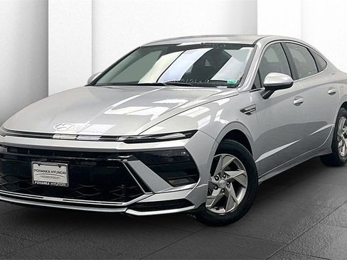 Certified 2025 Hyundai Sonata SE image 10