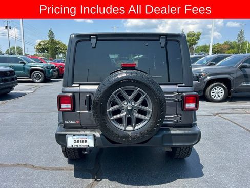 Used 2024 Jeep Wrangler Unlimited Sport AWD/4WD image 16