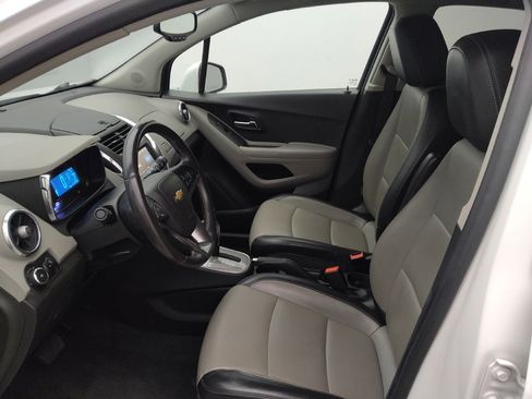 Used 2016 Chevrolet Trax LTZ w/ LPO, Protection Package AWD/4WD image 17