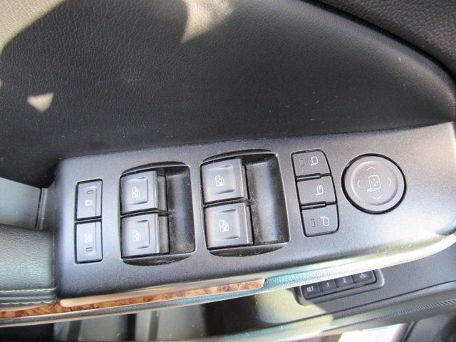 Used 2015 Chevrolet Suburban LTZ AWD/4WD image 9
