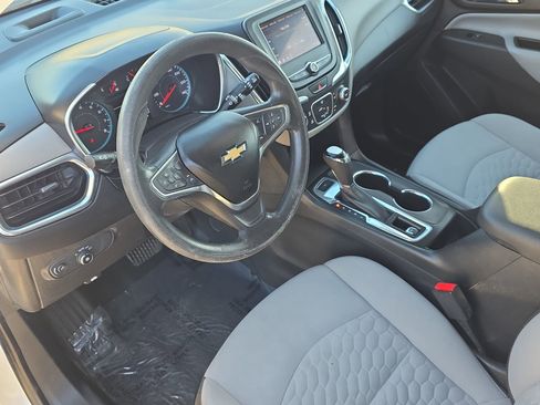 Used 2020 Chevrolet Equinox LS w/ LS Convenience Package image 15
