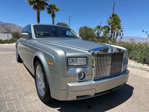 Used 2006 Rolls-Royce Phantom Sedan RWD image 11