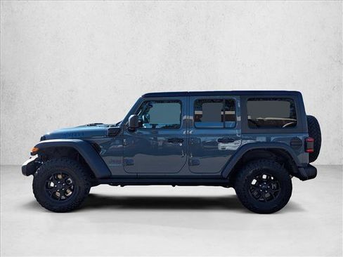 Used 2024 Jeep Wrangler Unlimited AWD/4WD image 9