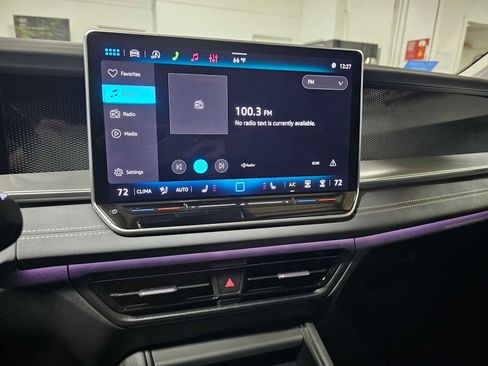 New 2026 Volkswagen Tiguan SE image 27