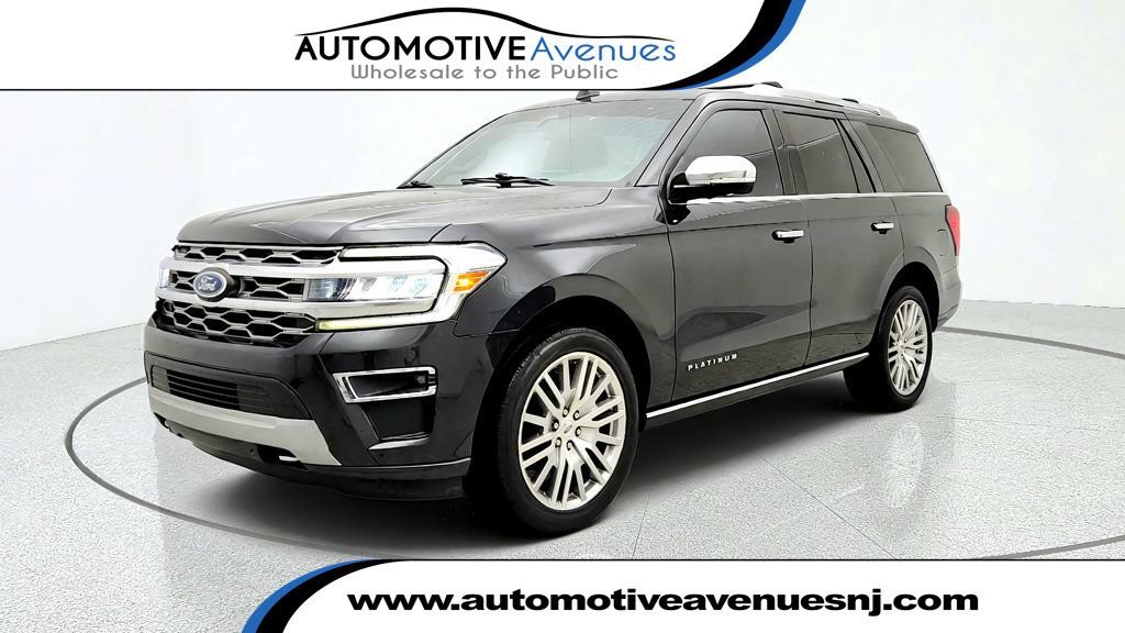 Used 2022 Ford Expedition Platinum AWD/4WD image 1