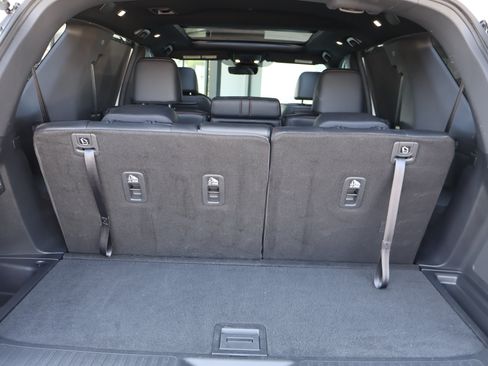 Used 2025 Honda Pilot Black Edition image 26