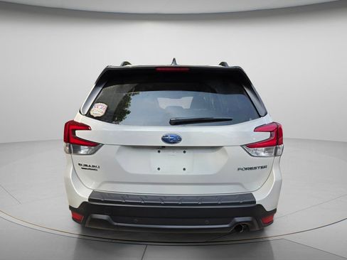 Used 2024 Subaru Forester Limited AWD/4WD image 6