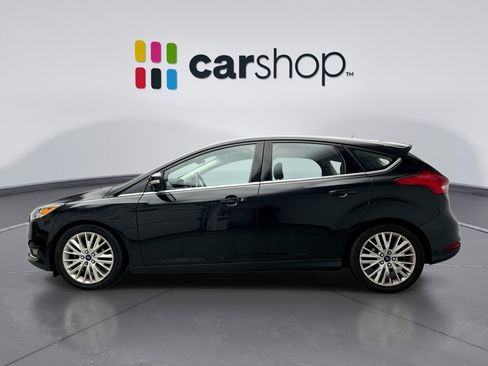 Used 2015 Ford Focus Titanium FWD image 2
