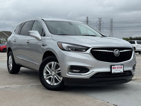 Used 2020 Buick Enclave Essence w/ LPO, Floor Liner Package FWD image 2