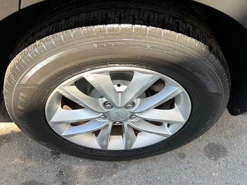 Used 2016 Kia Sorento L FWD image 9