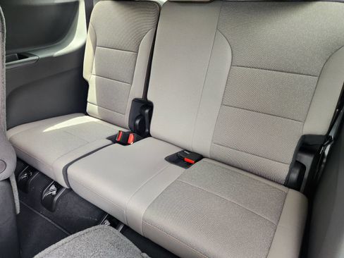 New 2026 Chevrolet Traverse LT FWD image 24