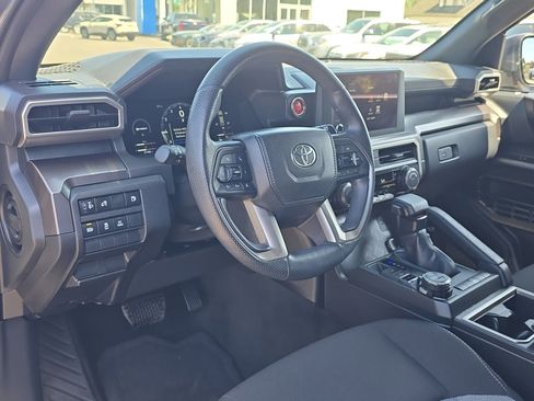 Used 2025 Toyota 4Runner TRD Off-Road AWD/4WD image 14