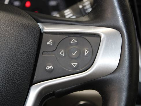 Used 2019 GMC Terrain SLT w/ Preferred Package FWD image 32