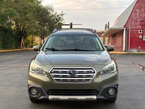 Used 2015 Subaru Outback 2.5i Limited AWD/4WD image 3