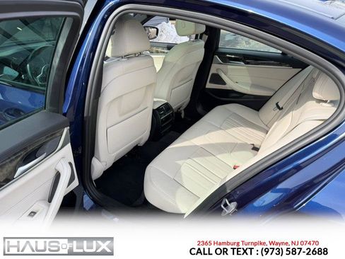 Used 2018 BMW 540i xDrive image 28