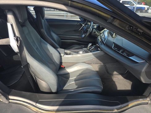 Used 2015 BMW i8 image 7