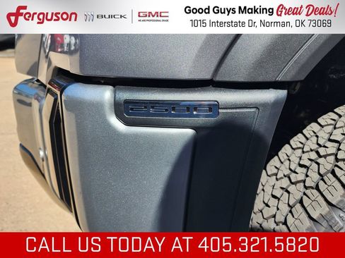 New 2026 GMC Sierra 2500 AT4 w/ AT4 Premium Plus Package AWD/4WD image 11