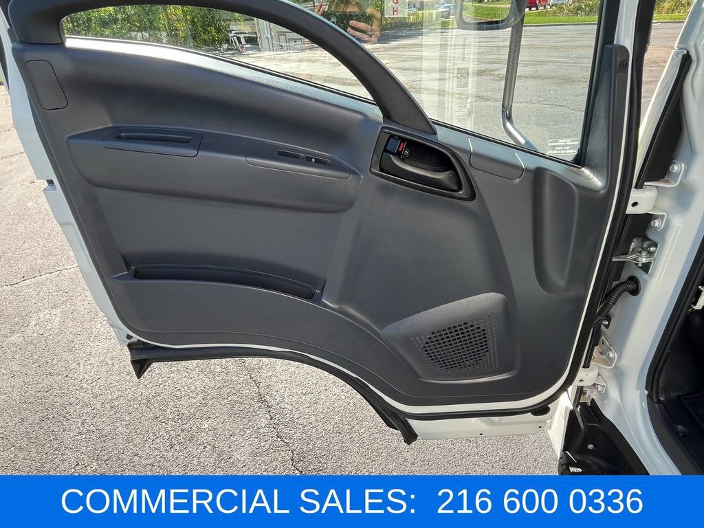 Used 2024 Isuzu NPR RWD image 12