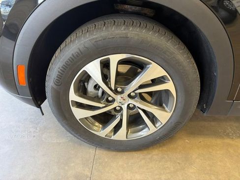 Used 2023 Buick Envision Essence AWD/4WD image 9