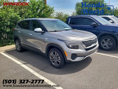 Used 2023 Kia Seltos LX