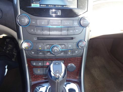 Used 2013 Chevrolet Malibu LTZ image 15