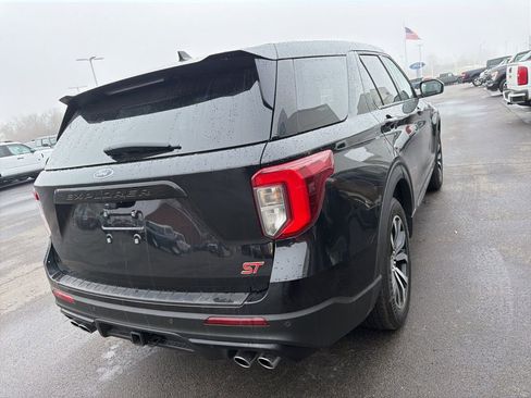 Used 2021 Ford Explorer ST image 4