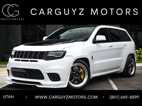 Used 2018 Jeep Grand Cherokee Trackhawk w/ Trailer Tow Group IV AWD/4WD image 1