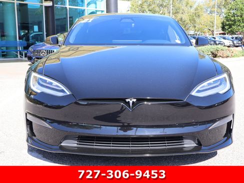 Used 2021 Tesla Model S Plaid image 12