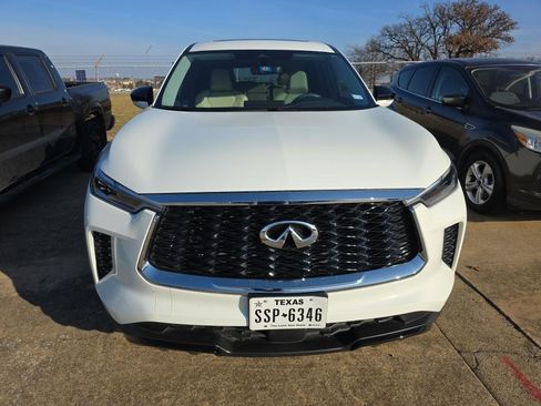 Certified 2023 INFINITI QX60 Pure image 3