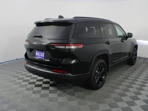 New 2025 Jeep Grand Cherokee L Limited w/ Black Appearance Package image 28