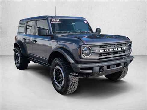 Used 2021 Ford Bronco Black Diamond w/ Sasquatch Package AWD/4WD image 3