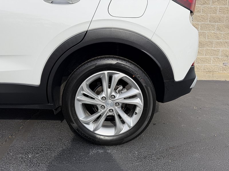 Used 2023 Buick Encore GX Preferred w/ Cold Weather Comfort Package AWD/4WD image 10