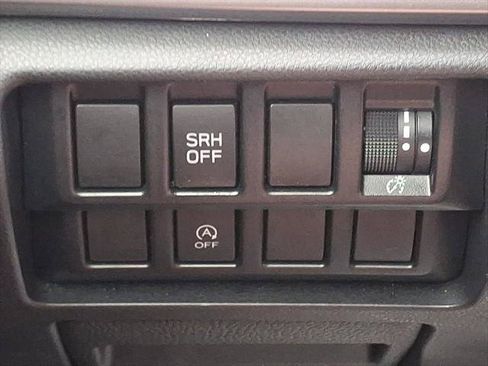 Used 2023 Subaru Forester Premium AWD/4WD image 25