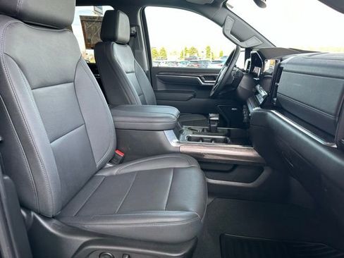 Used 2023 Chevrolet Silverado 1500 LTZ w/ LTZ Premium Package AWD/4WD image 19