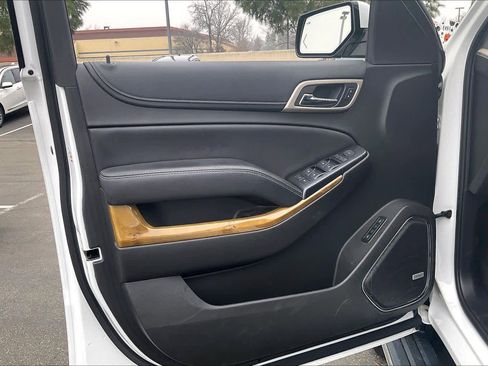 Used 2017 GMC Yukon Denali w/ Open Road Package image 25