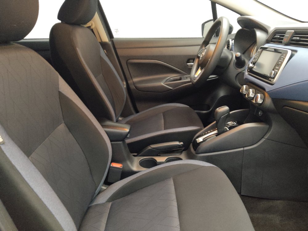 Used 2023 Nissan Versa SV FWD image 21