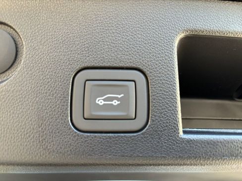 New 2026 Chevrolet Equinox LT image 10