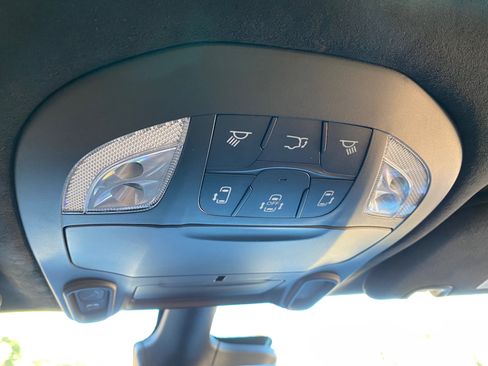 Used 2023 Chrysler Pacifica Pinnacle image 71