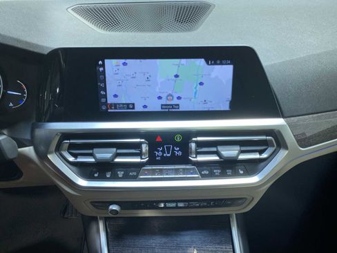 Used 2020 BMW 330i xDrive Sedan w/ Convenience Package image 16